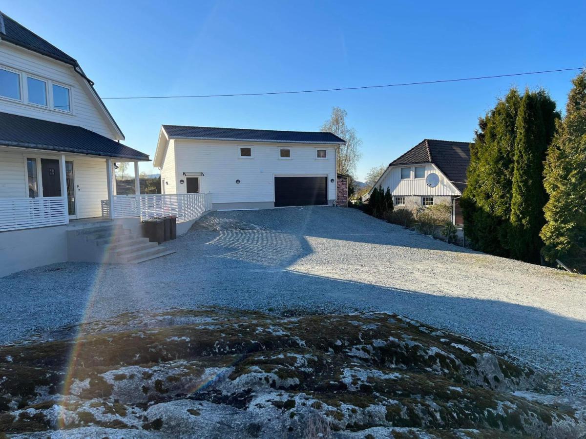 Puntsnes Apartmen Hjelmeland Zewnętrze zdjęcie